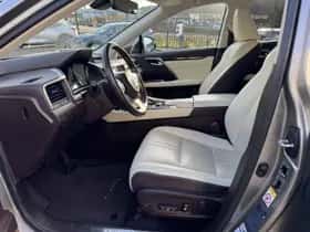Lexus RX (2018) thumbnail 22