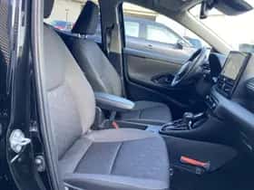 Toyota Yaris (2025) thumbnail 20