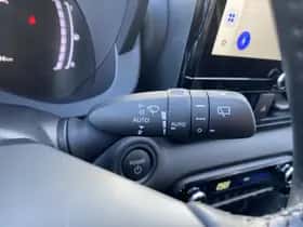 Toyota Yaris (2025) thumbnail 28