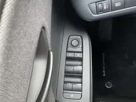 Toyota C hr (2025) thumbnail 20