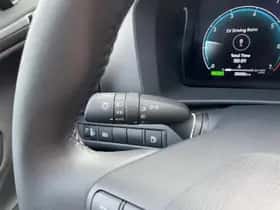 Toyota C hr (2025) thumbnail 24