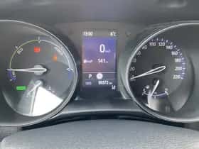 Toyota C hr (2023) thumbnail 24