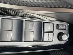 Toyota C hr (2023) thumbnail 27