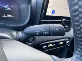 Toyota Yaris (2024) thumbnail 35