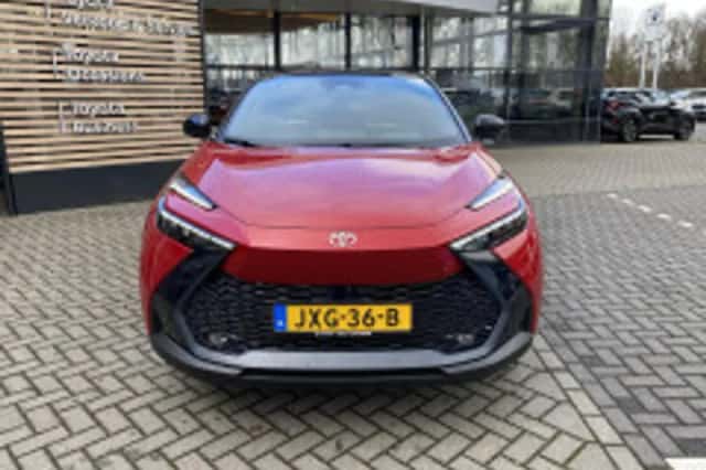 Toyota C hr (2026) thumbnail 3