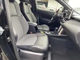 Toyota Corolla (2023) thumbnail 23