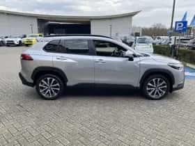 Toyota Corolla (2023) thumbnail 2