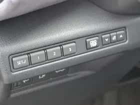 Lexus LBX (2026) thumbnail 24