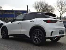 Lexus LBX (2026) thumbnail 5