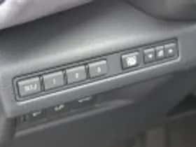 Lexus LBX (2026) thumbnail 61