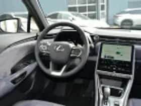 Lexus LBX (2026) thumbnail 64