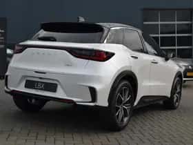Lexus LBX (2026) thumbnail 9