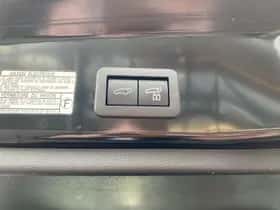 Toyota Corolla (2023) thumbnail 14