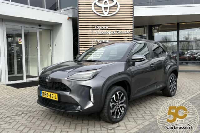 Toyota Yaris Cross (2025) thumbnail 1