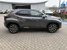 Toyota Yaris Cross (2025) thumbnail 2