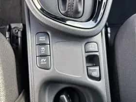 Toyota Yaris Cross (2025) thumbnail 30