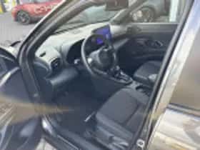 Toyota Yaris Cross (2025) thumbnail 41