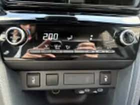 Toyota Yaris Cross (2025) thumbnail 50