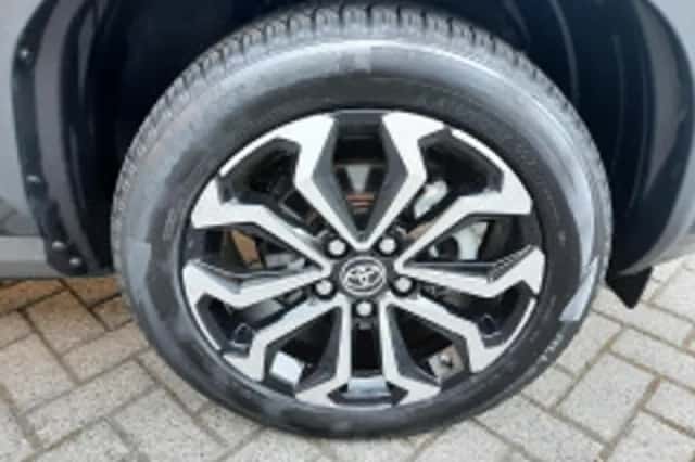 Toyota Yaris Cross (2025) thumbnail 3