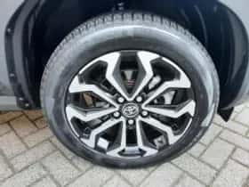 Toyota Yaris Cross (2025) thumbnail 3