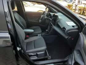 Toyota Yaris Cross (2025) thumbnail 30