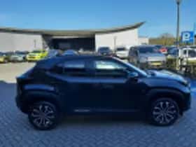 Toyota Yaris Cross (2025) thumbnail 36