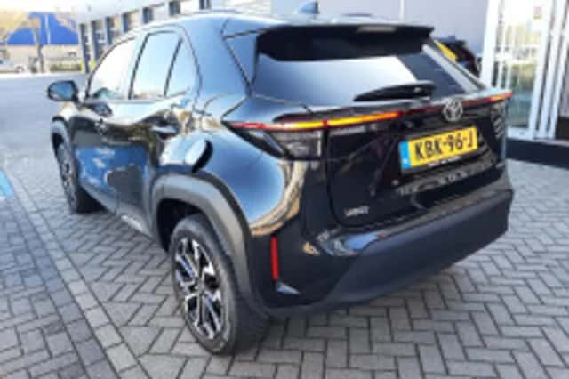 Toyota Yaris Cross (2025) thumbnail 6