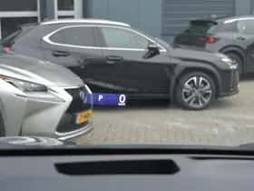 Lexus RX (2015) thumbnail 25