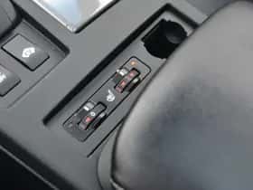Lexus RX (2015) thumbnail 32