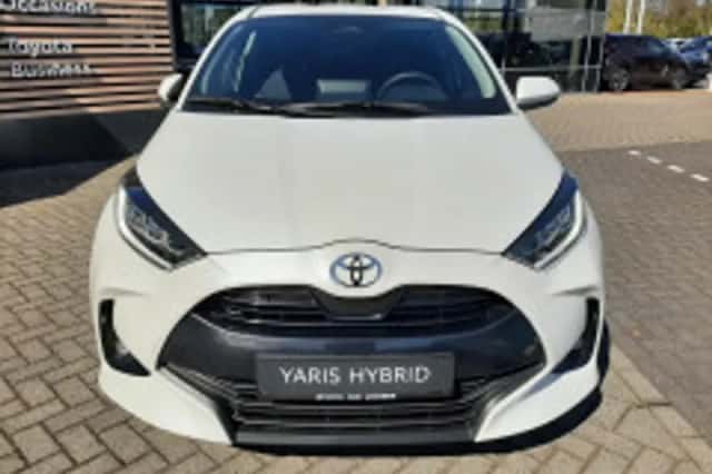 Toyota Yaris (2025) thumbnail 4
