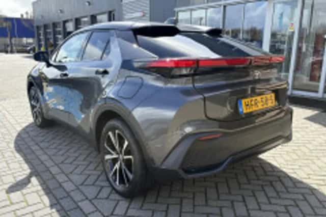 Toyota C hr (2025) thumbnail 5
