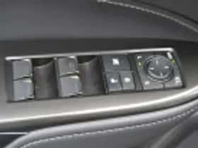 Lexus NX (2023) thumbnail 53
