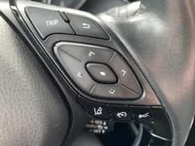 Toyota C hr (2023) thumbnail 16