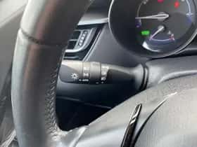 Toyota C hr (2023) thumbnail 17