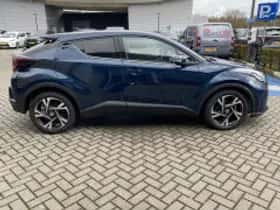 Toyota C hr (2023) thumbnail 3