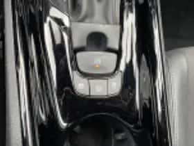 Toyota C hr (2023) thumbnail 41