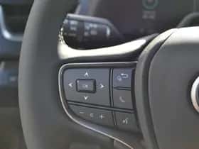 Lexus UX (2026) thumbnail 23
