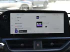 Lexus UX (2026) thumbnail 64