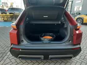 Toyota C hr (2026) thumbnail 14