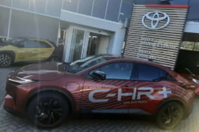 Toyota C hr (2026) thumbnail 5
