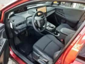 Toyota C hr (2026) thumbnail 53