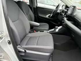 Toyota Yaris (2020) thumbnail 19