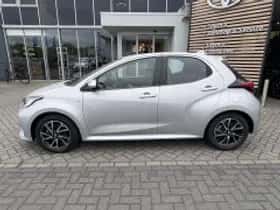 Toyota Yaris (2020) thumbnail 4