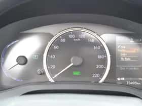 Lexus CT (2018) thumbnail 32