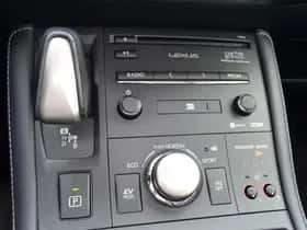 Lexus CT (2018) thumbnail 38