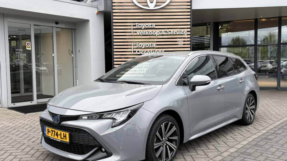 Toyota Corolla (2022) — foto 1