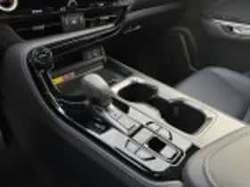Lexus NX (2025) thumbnail 66