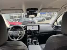 Lexus NX (2025) thumbnail 68