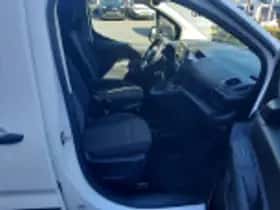 Toyota Proace (2023) thumbnail 62