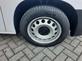 Toyota Proace (2023) thumbnail 9